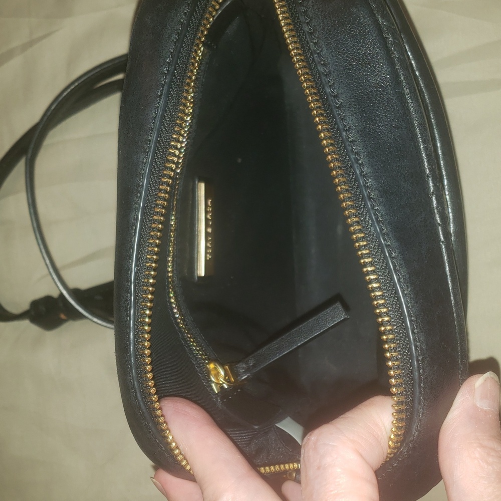 Tory Burch Fleming Soft Camera Bag - Picture 8 of 13